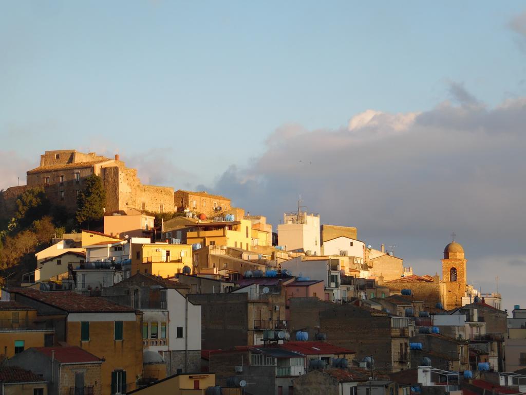 Siciliana Διαμέρισμα Caronia Εξωτερικό φωτογραφία