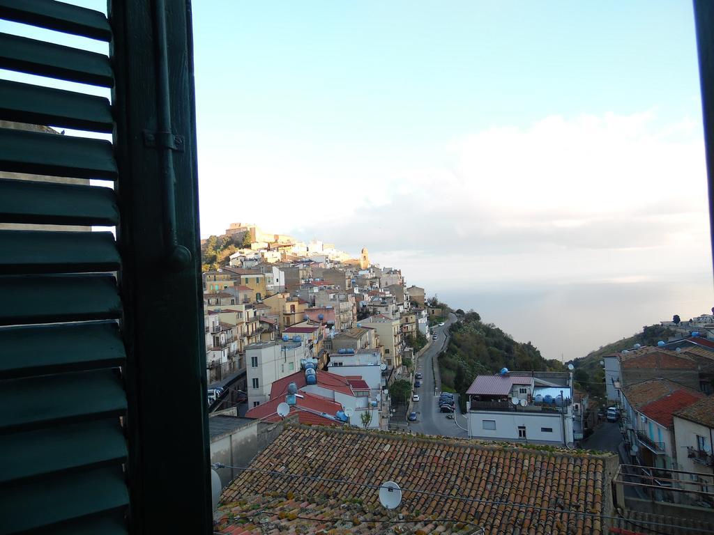 Siciliana Διαμέρισμα Caronia Εξωτερικό φωτογραφία