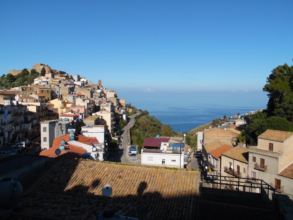 Siciliana Διαμέρισμα Caronia Εξωτερικό φωτογραφία