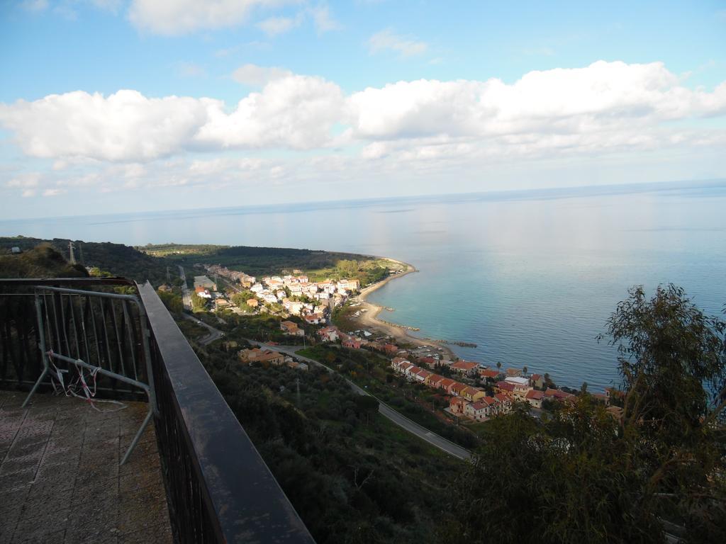 Siciliana Διαμέρισμα Caronia Εξωτερικό φωτογραφία